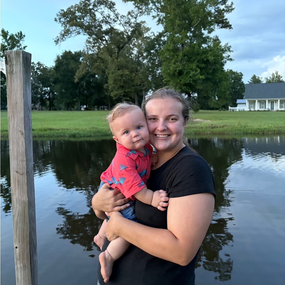 Meet your Posher, Ashlee